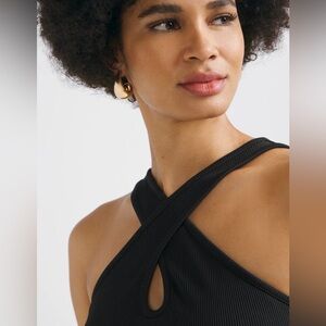 🆕 White House Black Market Halter Neck Rib Top in black size X small